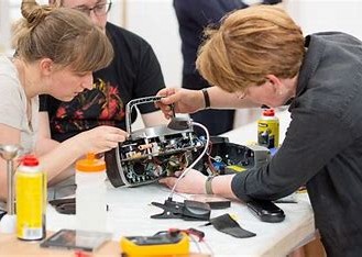 Châtel-St-Denis accueille: le Repair Café